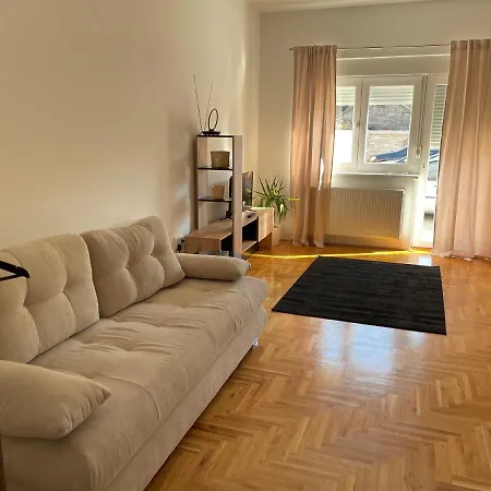 Apartment Sunny